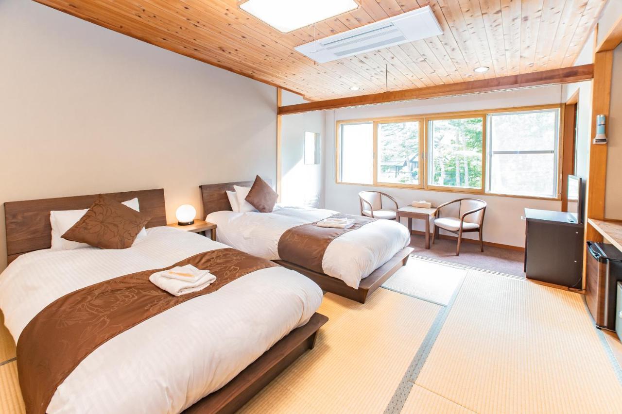 Bed and Breakfast Nomad Hakuba Exterior foto